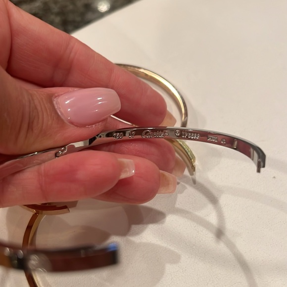 New Stainless Steel Cartier look a like Love Bangle Rose Gold plated SZ 17 Small - Picture 6 of 9